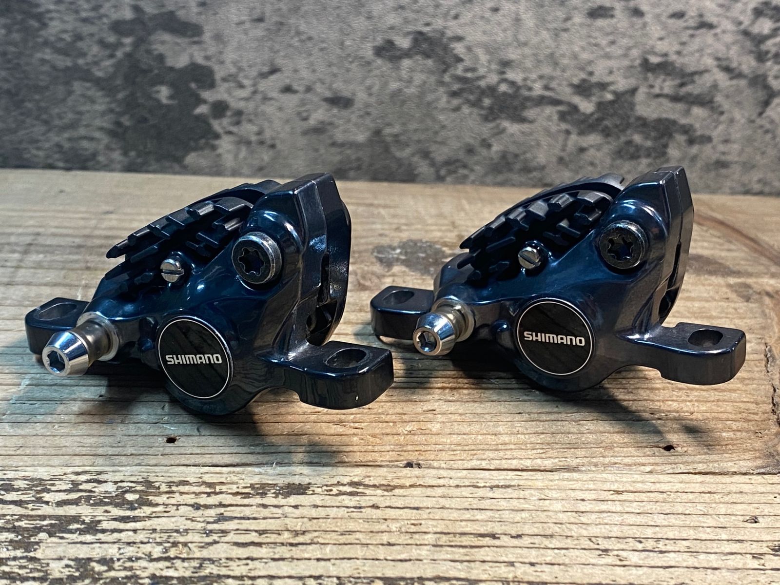 BR-RS785、2個セット、 ポストマウント用ディスクブレーキ、シマノ BR-RS785、2個セット、 ポストマウント用ディスクブレーキ、シマノ