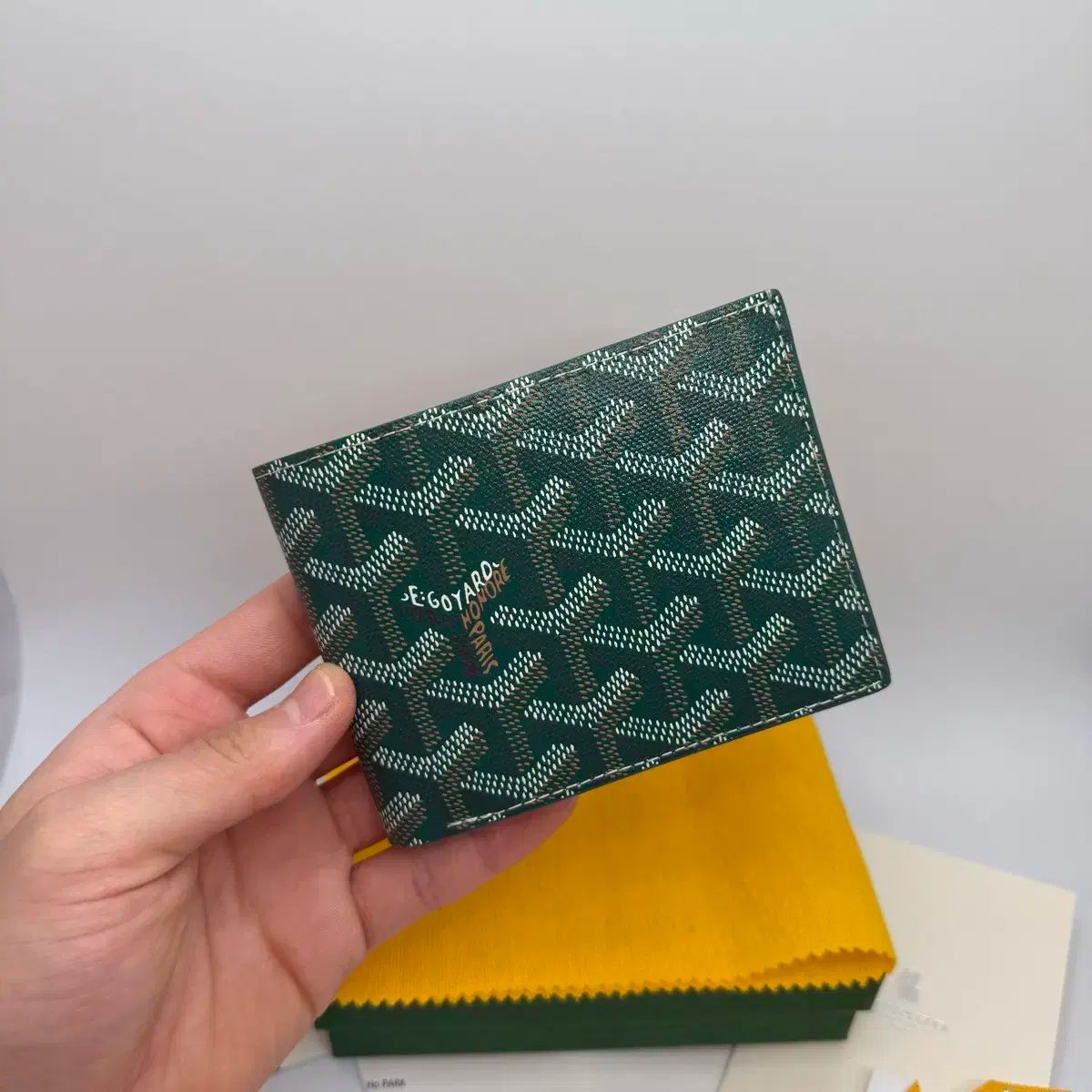 1 刺身 Goyard ゴヤール ゴヤール ヴィクトワール 二つ折り財布