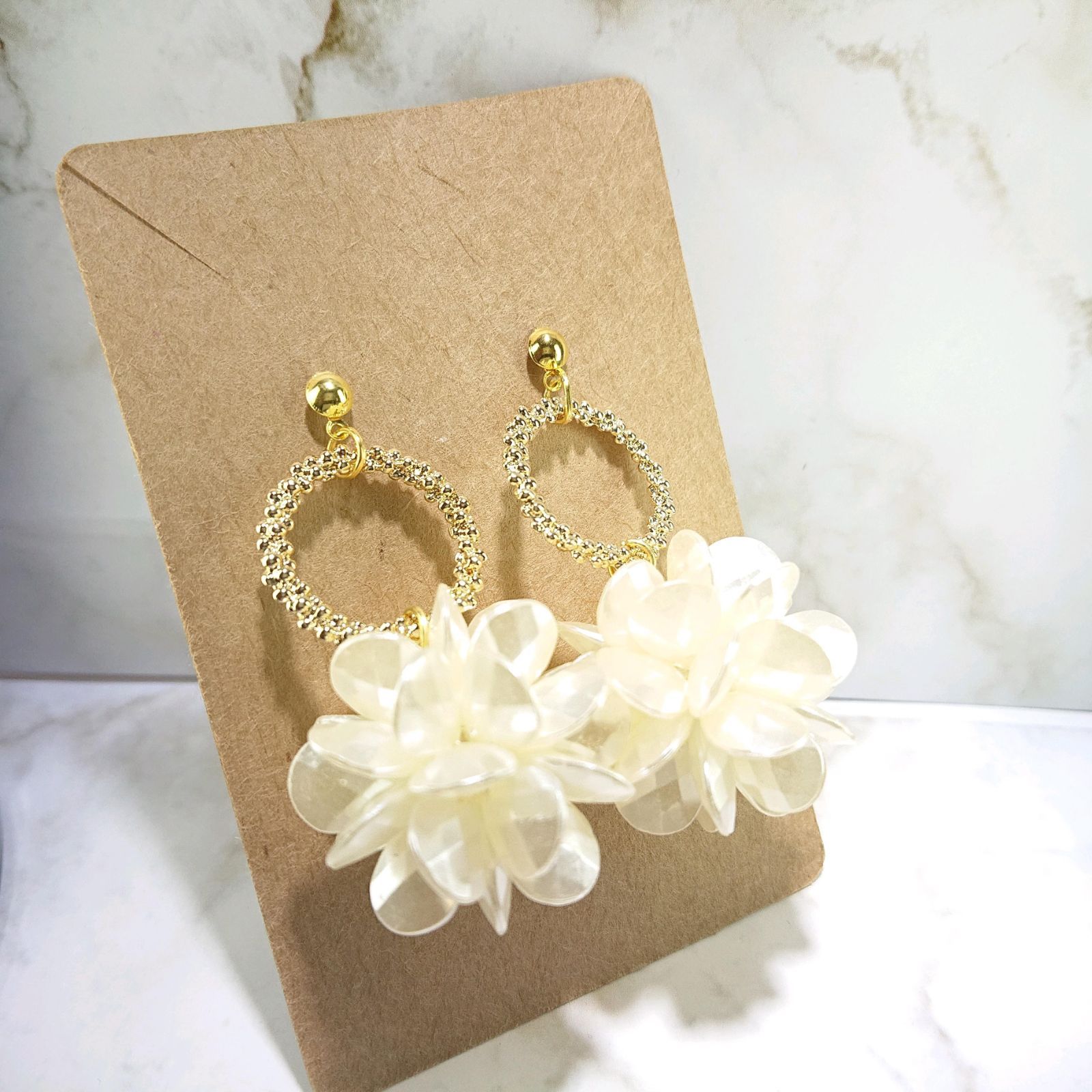 ハンドメイドピアス401 No.401 ハンドメイド ピアス イヤリングの通販 by moca\u0027s shop｜ラクマ