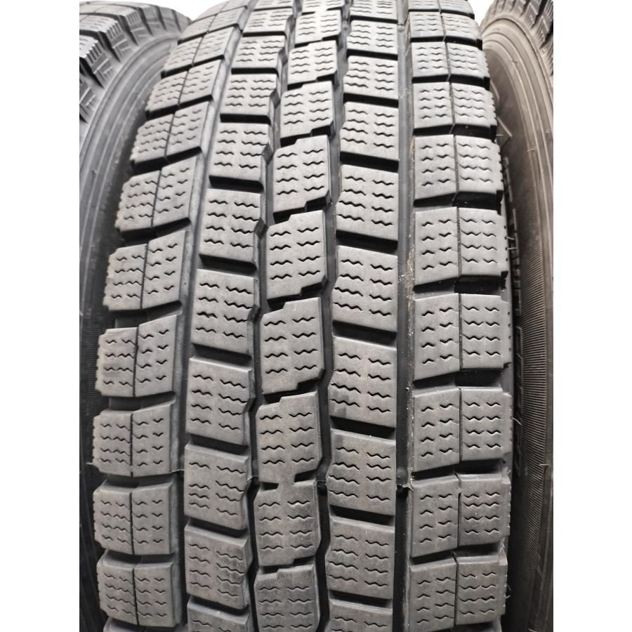 ◆配送先指定あり 沖縄県 離島への ◆ スタッドレス 4本 195 80R15 LT ダンロップ DSV-01 13年製 ハイエース キャラバン ～本州 四国は ～ TRITUETUBI_COM