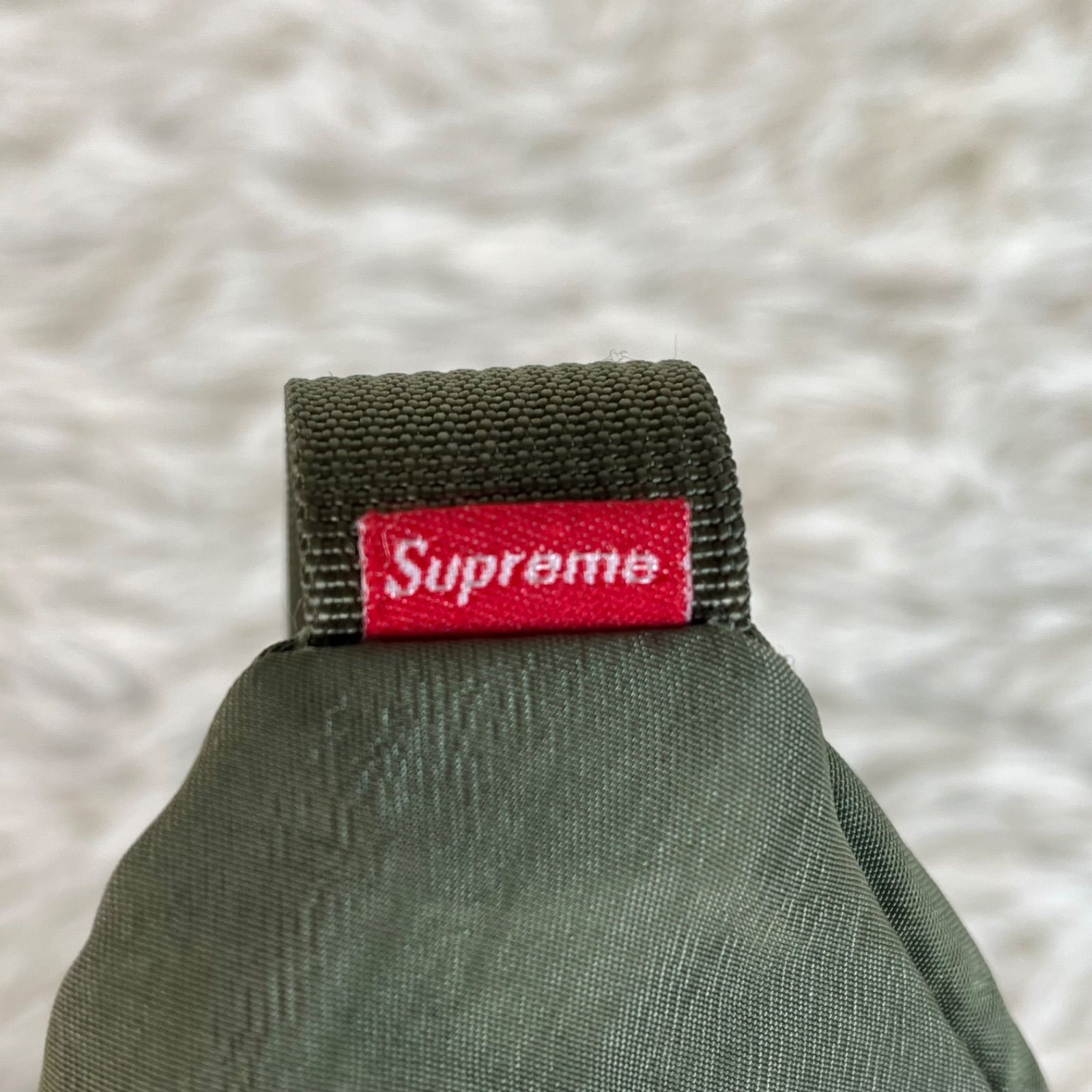 美品　Supreme Sling Bag スリングバッグ　20AW オリーブ 美品 Supreme Sling Bag スリングバッグ 20AW オリーブ - メルカリ