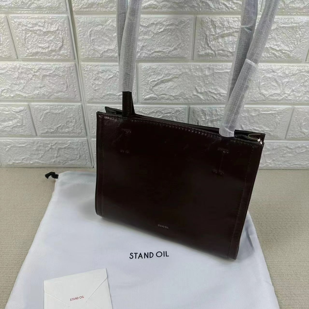 新品未使用💕STAND OIL Oblong bag Mini オブロンバッグミニ ブラウン - メルカリ