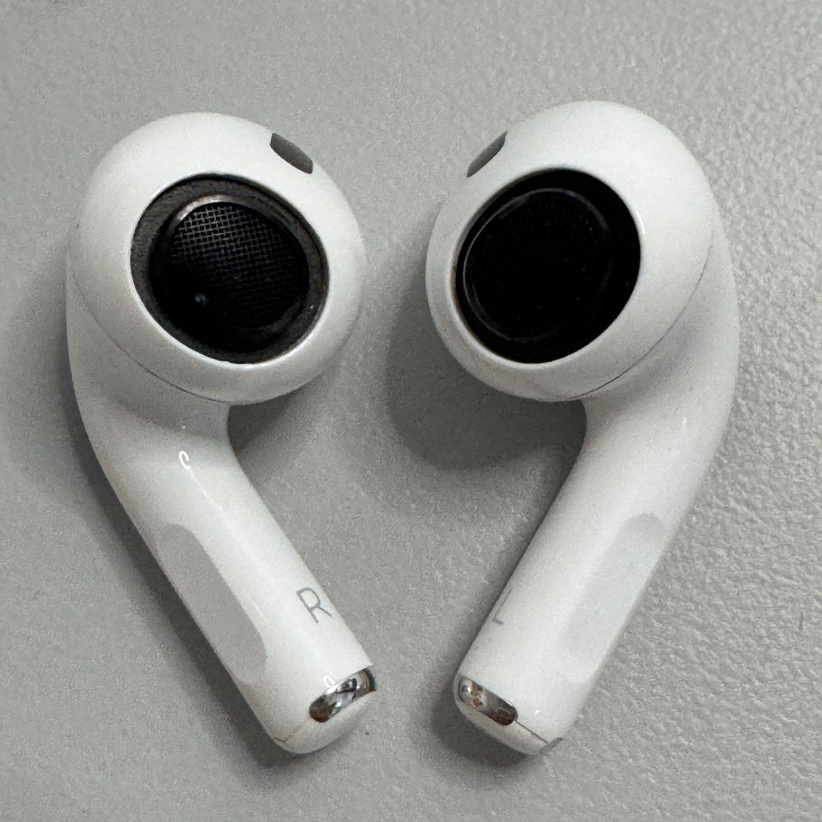 Apple アップル AirPods Pro 第2世代 A2698 A2699 A2700 本体