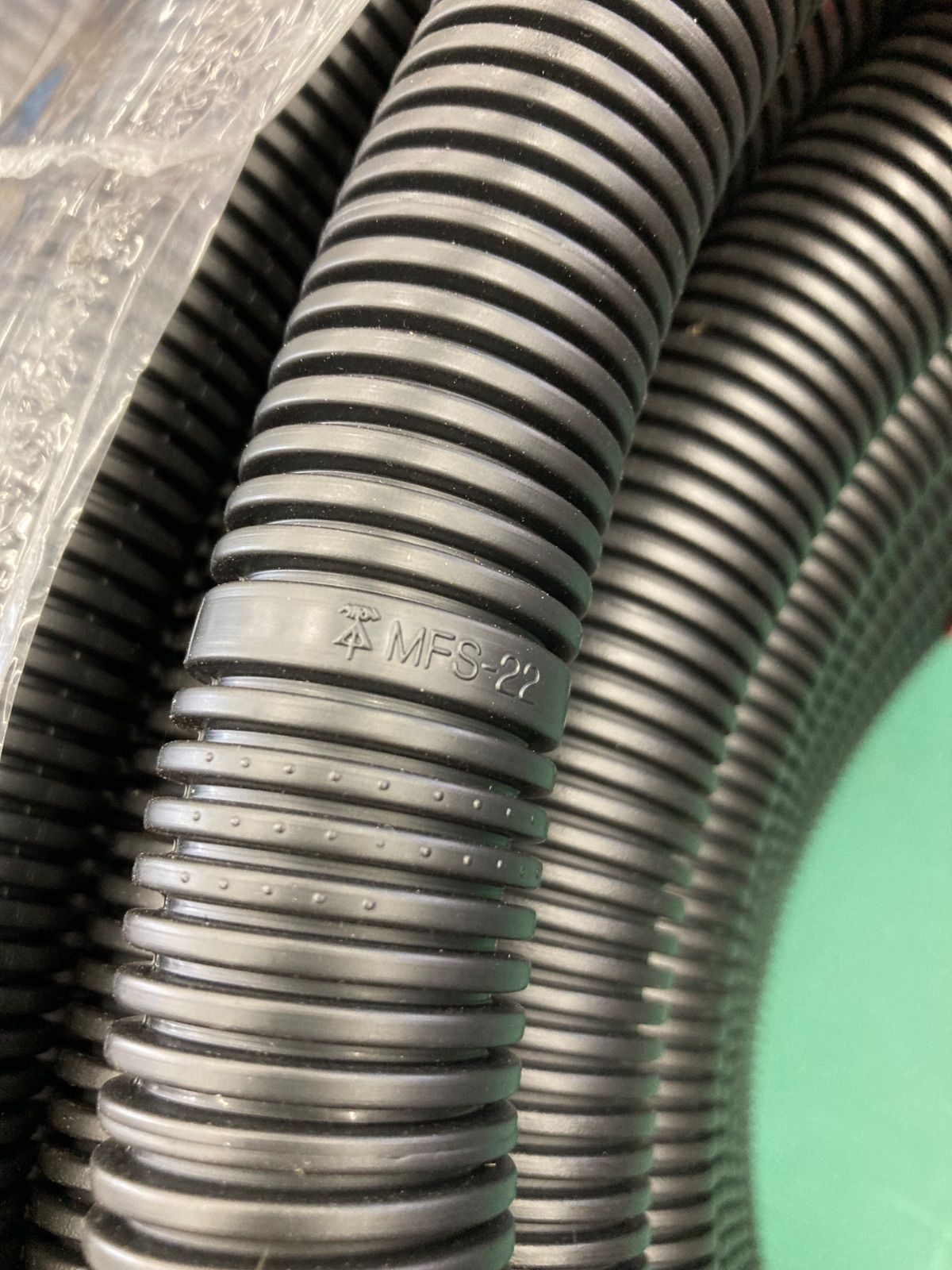 ミラフレキ MFS-22 K 50m巻 黒色 電気工事 配線