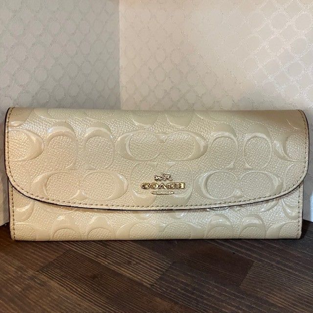 コーチ COACH シグネチャー長財布 パテントレザー F2397 - メルカリ