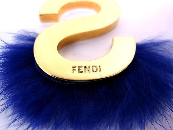 ■極美品■ FENDI フェンディ ABClick イニシャルS ファー バッグチャーム キーホルダー レディース ゴールド系×ブルー系 a6085CO