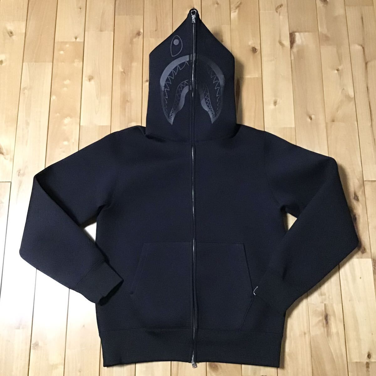 ネオプレン シャーク パーカー Lサイズ shark full zip hoodie a bathing ape BAPE エイプ ベイプ  アベイシングエイプ Neoprene - メルカリ