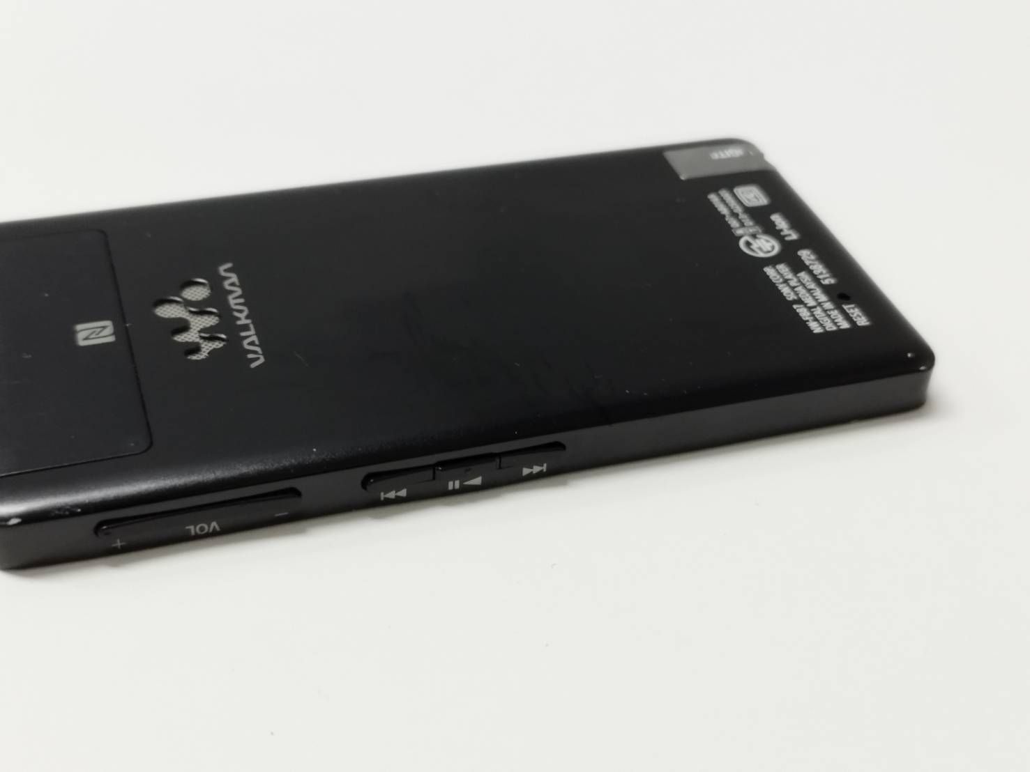 ジャンク】SONY ウォークマン NW-F887 - メルカリ