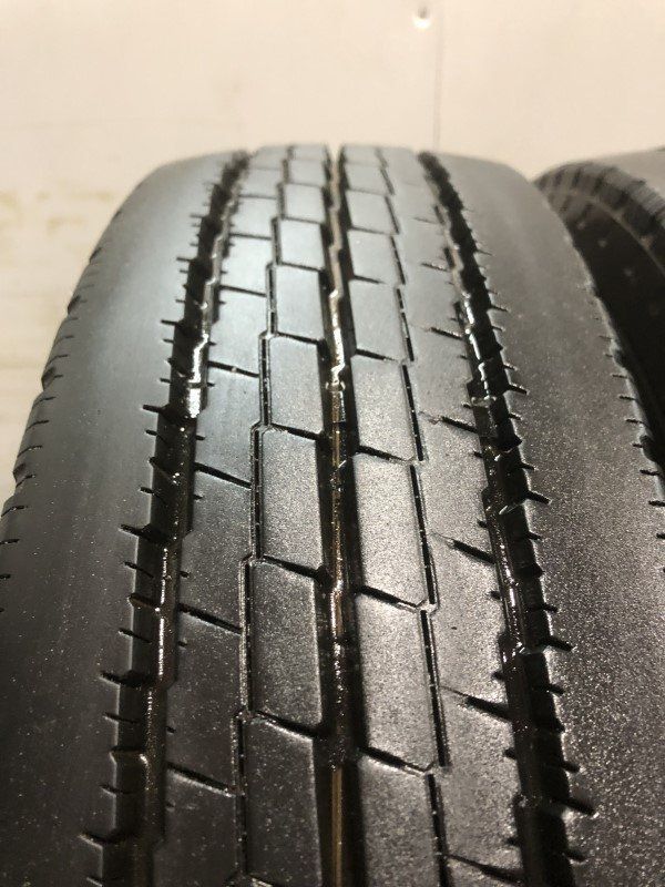 TOYO DELVEX M134 205/80R17.5 120/118L 17.5インチ ライトトラック用 