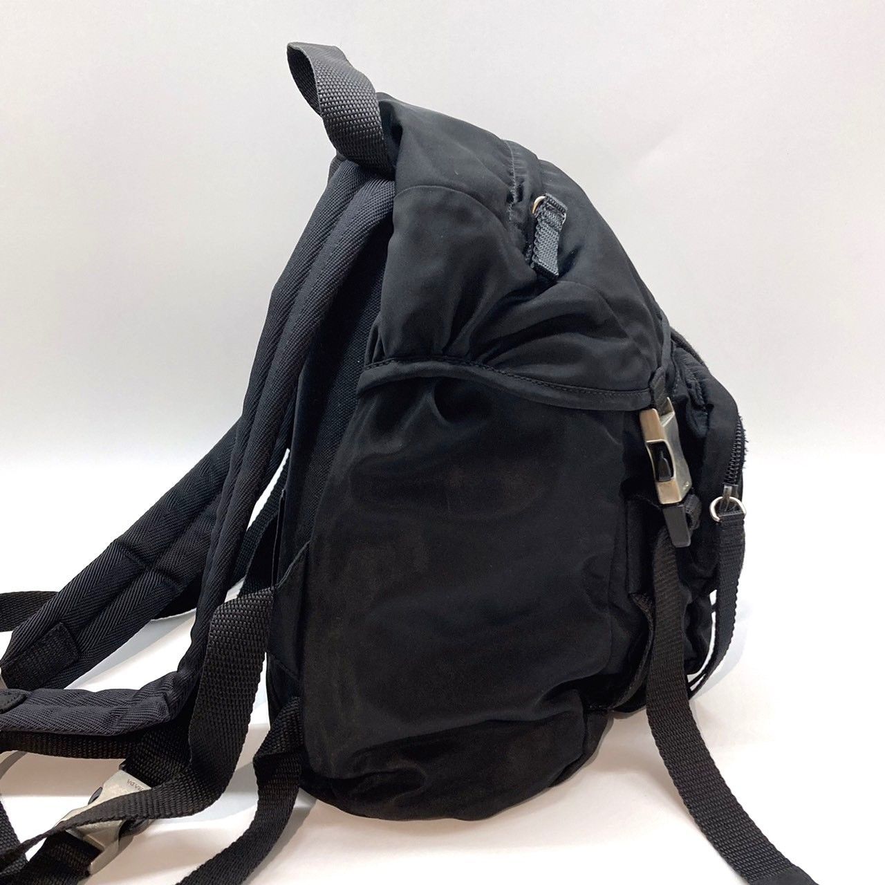 ☆PRADA プラダ ナイロン バックパック リュックサック ブラック 三角