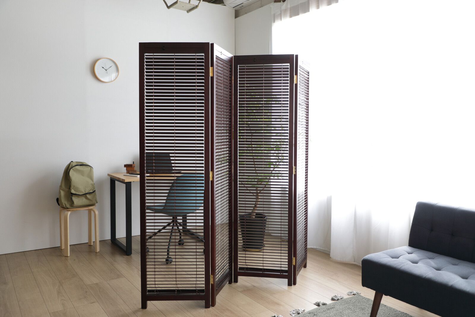 EDK27 ナチュラルモダン 4連パーテーション 折りたたみ式 間仕切り 衝立 EDK27 ナチュラルモダン 4連パーテーション 折りたたみ式 間仕切り