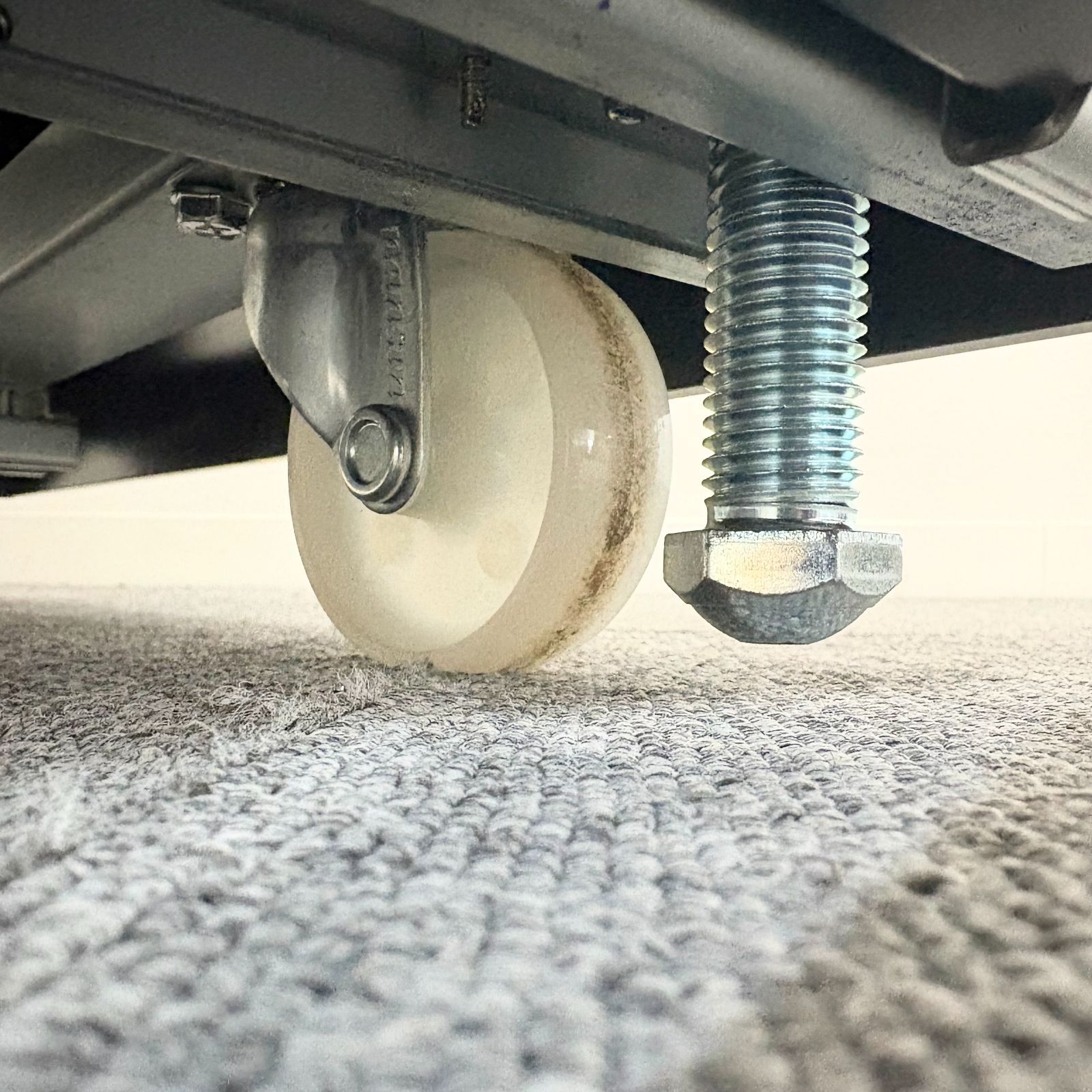 幅1490mm×奥行900mm×高さ890mm