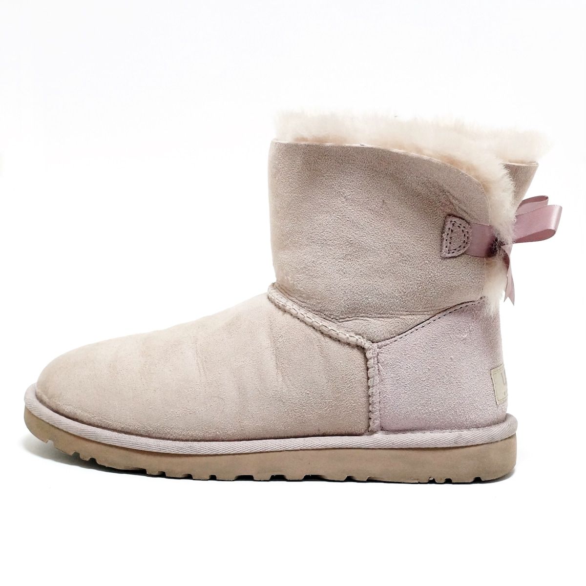 UGG(アグ) ショートブーツ JAPAN 23 レディース ミニベイリーボウ 1005062 ピンクグレー リボン ムートン - メルカリ