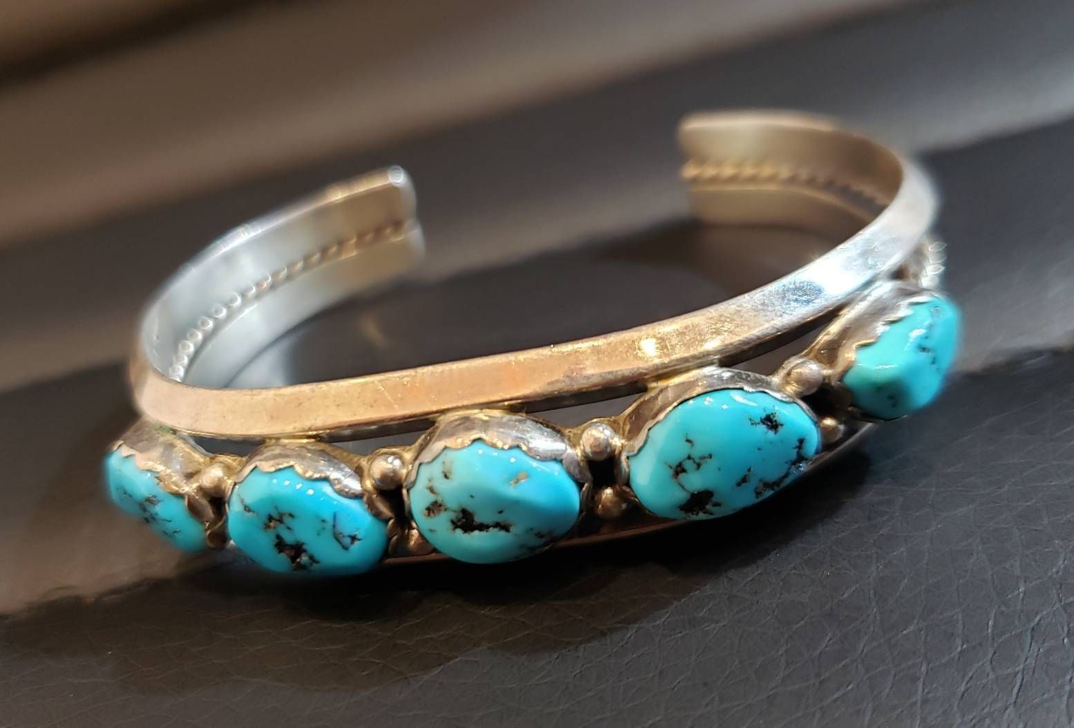 NAVAJO◇Ray Bennett/R Bennett/ターコイズ/11P/バングル/SILVER