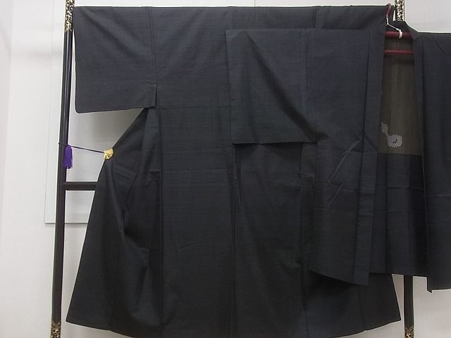 平和屋1男性　本場染大島紬　アンサンブル　亀甲文様　逸品　CAAG3740ev