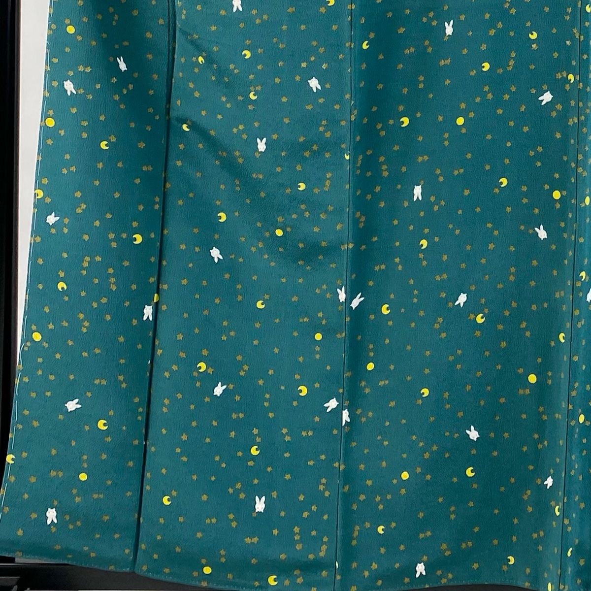 小紋 身丈158cm 裄丈63.5cm S 袷 ホリヒロシ 落款 月 うさぎ 縮緬 緑 正絹