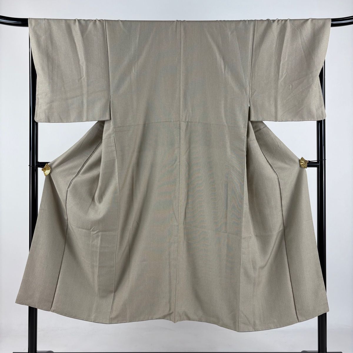 男着物 身丈141.5cm 裄丈69cm M 袷 縦縞 灰茶 正絹 秀品