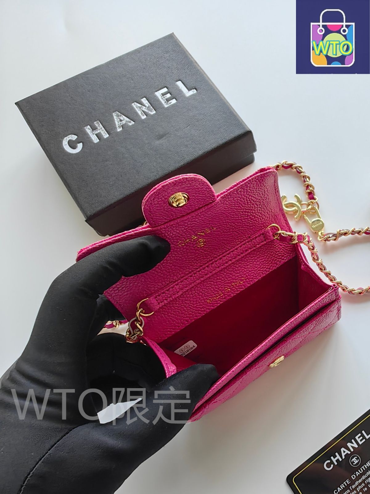 CHANEL ピンクレザーキーケース　コインケース CHANEL ピンクレザーキーケースコインケース