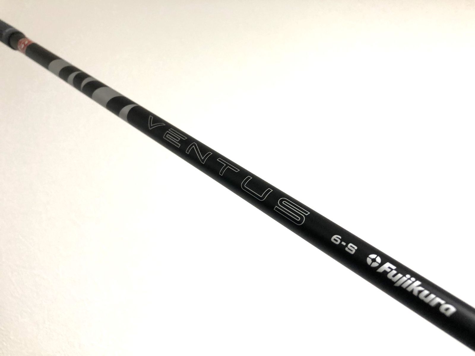 新品 最新 テーラーメイド スリーブ付 24 ベンタス VENTUS BLACK 新品 最新 テーラーメイド スリーブ付 24 ベンタス VENTUS BLACK