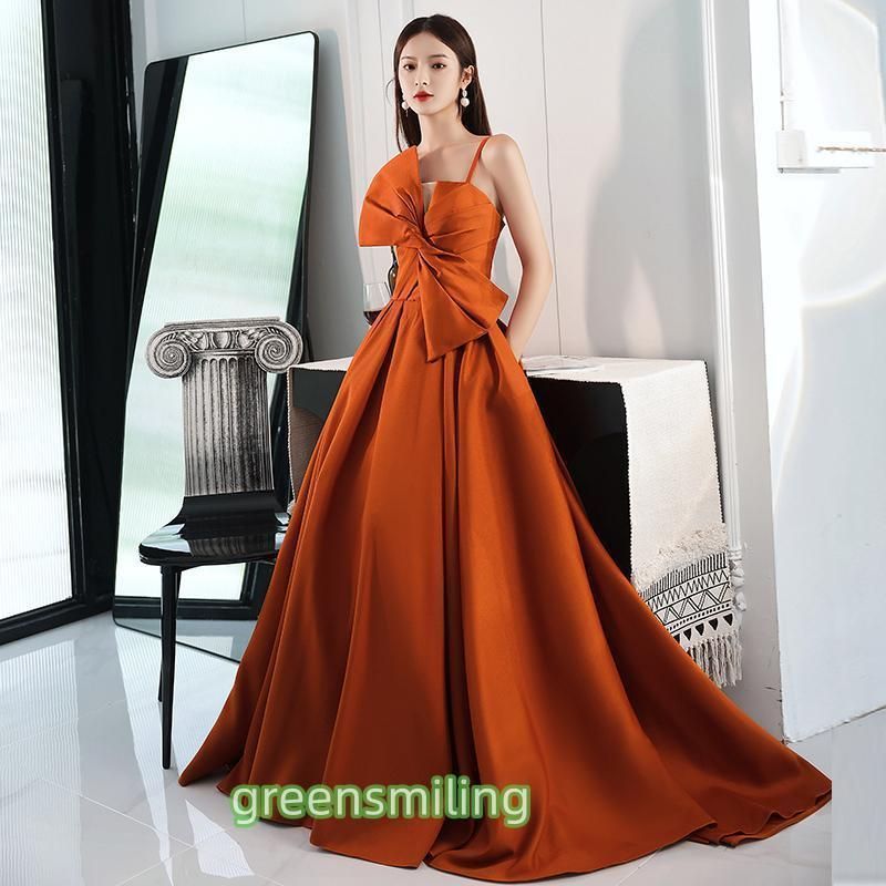 テラコッタ 前撮り 結婚式 オレンジ サテンドレス 結婚式 ドレス 写真