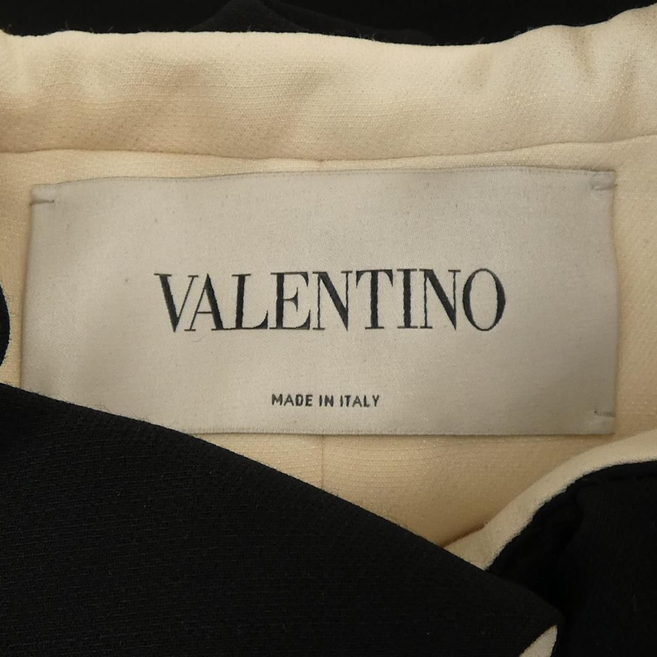 VALENTINO コート