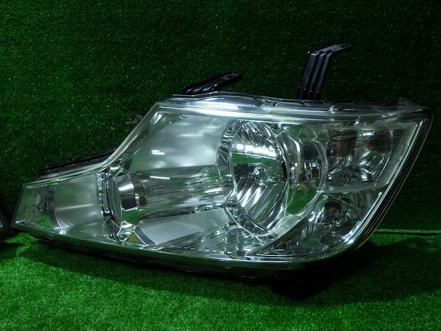 ★即決★美品★ RK 前期 ステップワゴン 左右 テールレンズ RK1 RK2 RK3 RK4　198  お得，新作登場 ☆ ホンダ RK1 ステップワゴン 前期 純正 テールライト