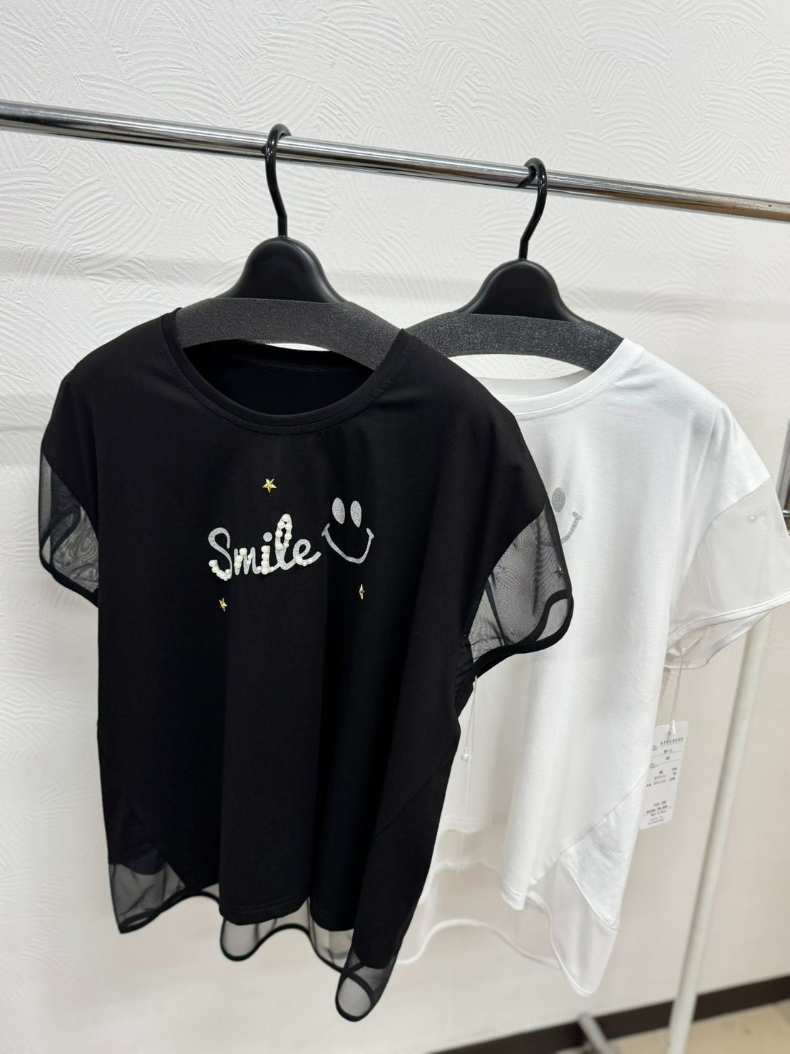 シシエス ラメスマイルフレンチTシャツ