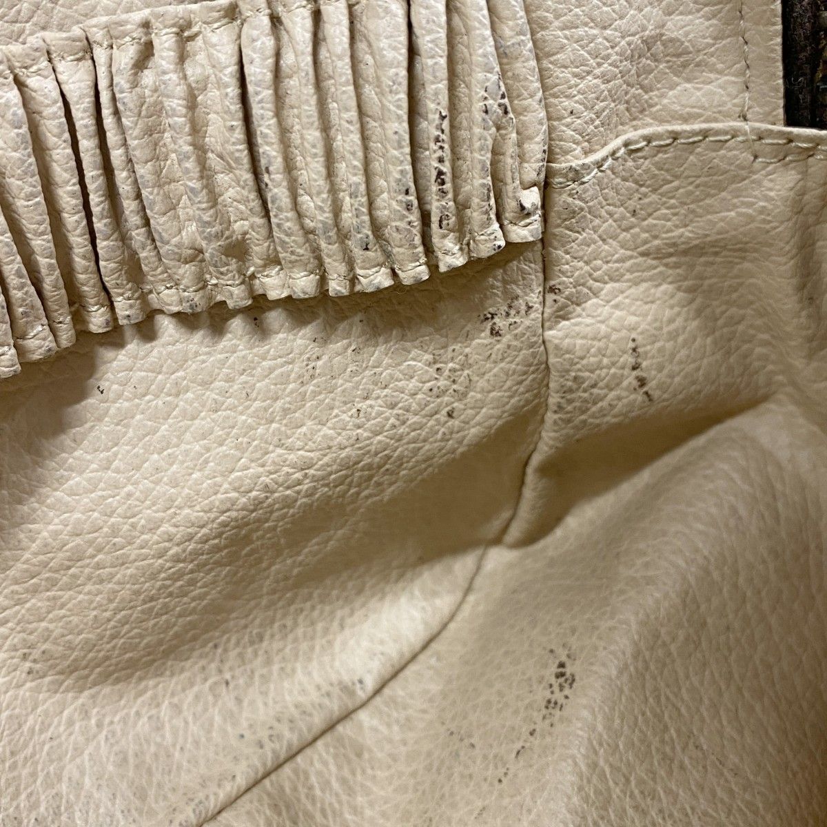 5ic3644】ルイヴィトン ポーチ モノグラム トゥルーストワレット28  