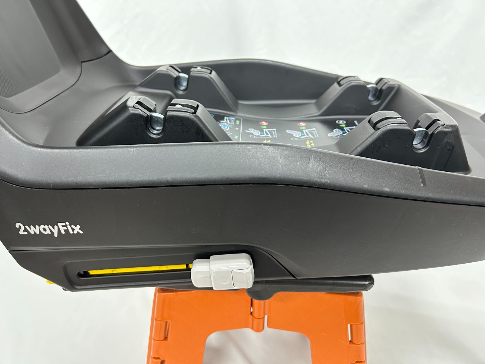MAXI-COSI 2wayFix / マキシコシ ツーウェイフィックス ISOFIX固定方式 