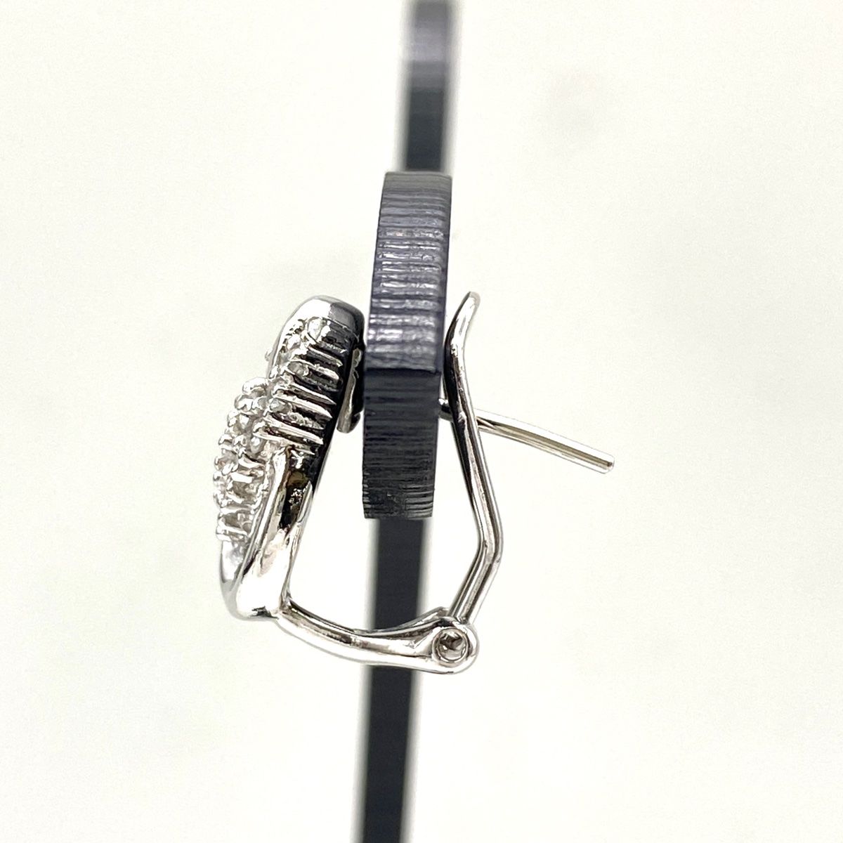 メレダイヤ デザインピアス プラチナ ピアス Pt850 ダイヤモンド レディース