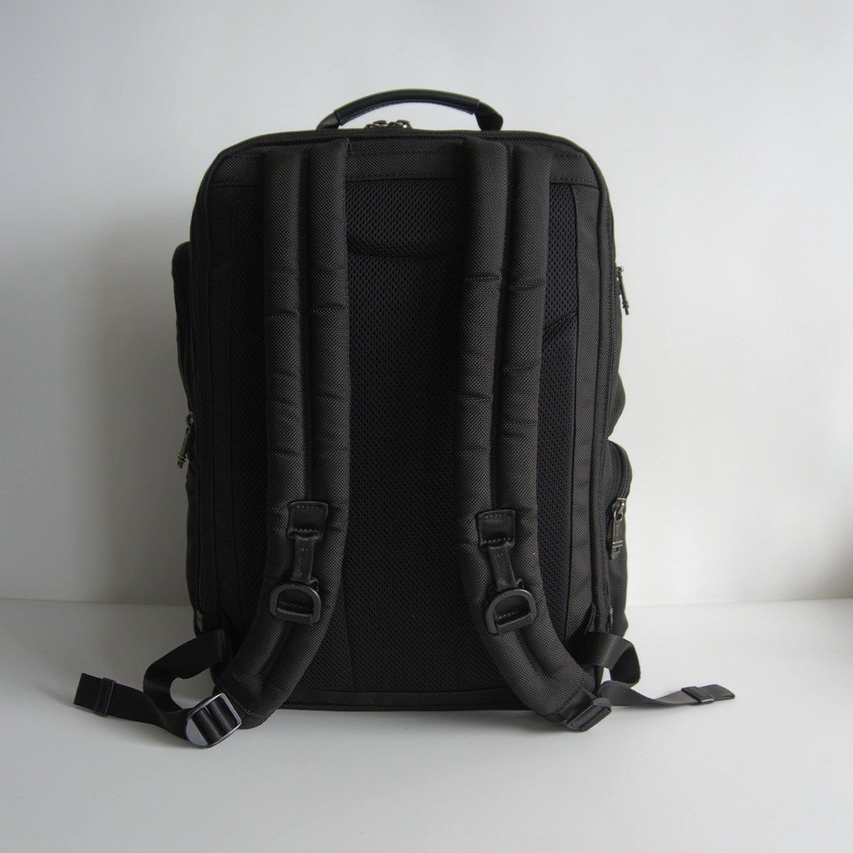 美品】 TUMI トゥミ 【22382DH/Alpha Bravo キングスビル