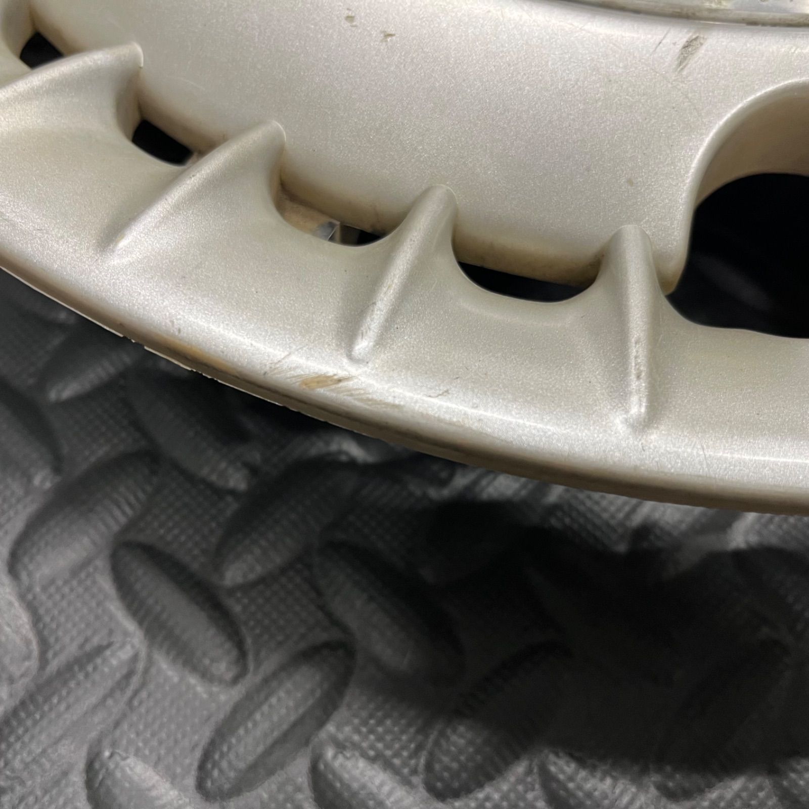 日産 Y31 セドリック ホイールキャップ 1枚 ホイールカバー 純正 中古 