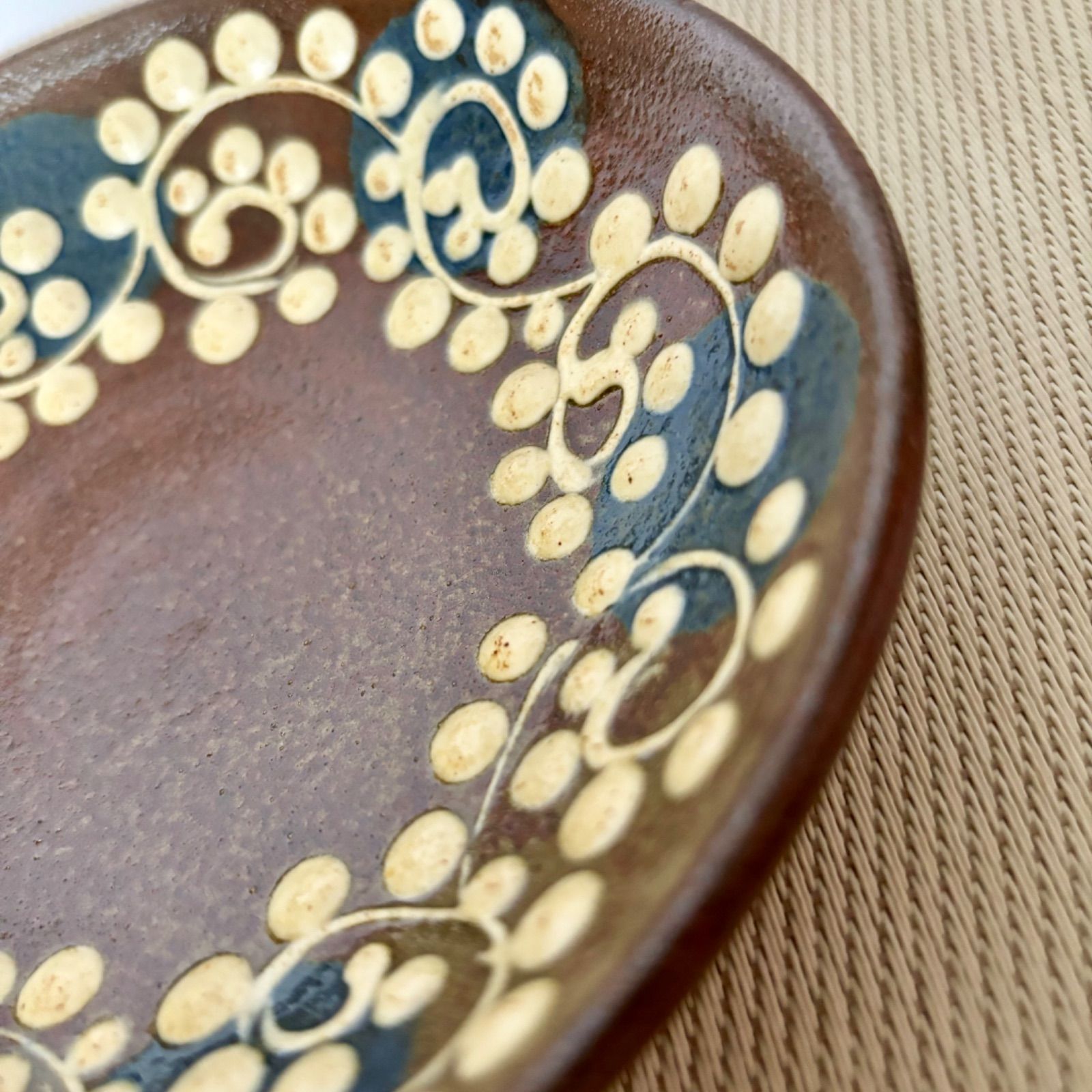 やちむん焼き 5寸皿（イッチン タコ唐草柄）送料込み - メルカリ