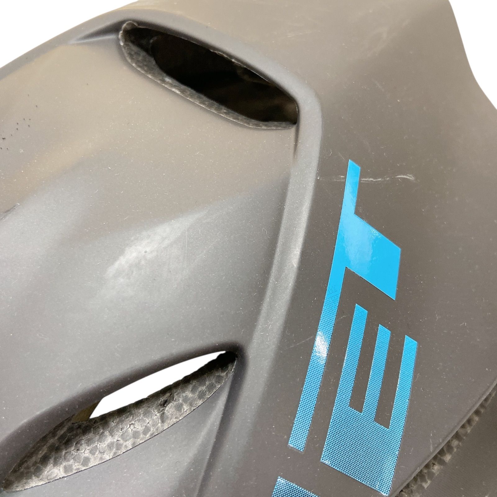 ブラック シェード