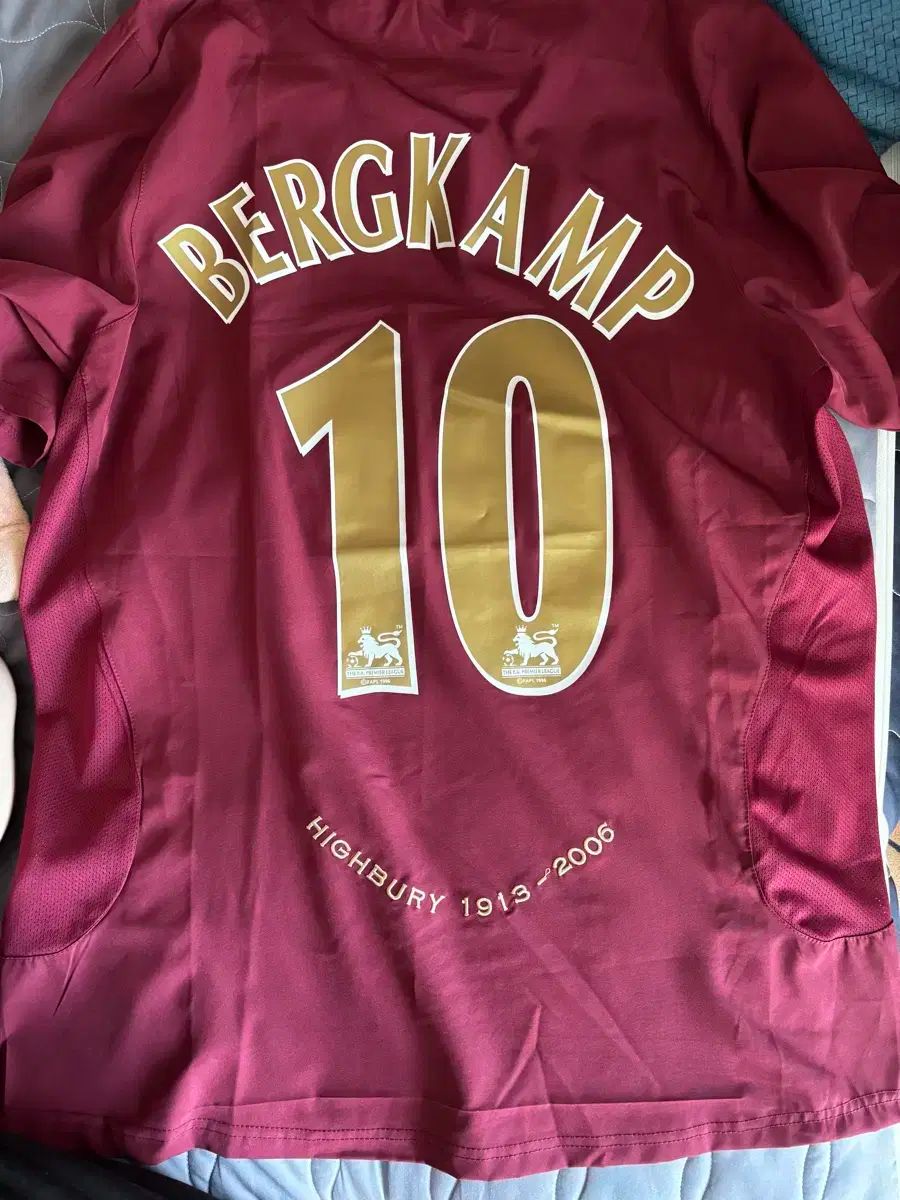 05/06 ベルカンプ アーセナル ユニフォーム ハイバリー O2 アーセナル