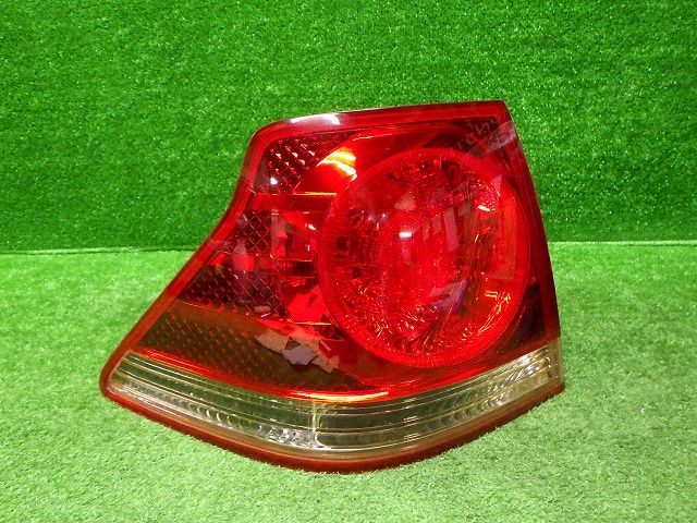 トヨタ クラウン GRS180 右・テールランプAy 30-309 イチコ クラウン