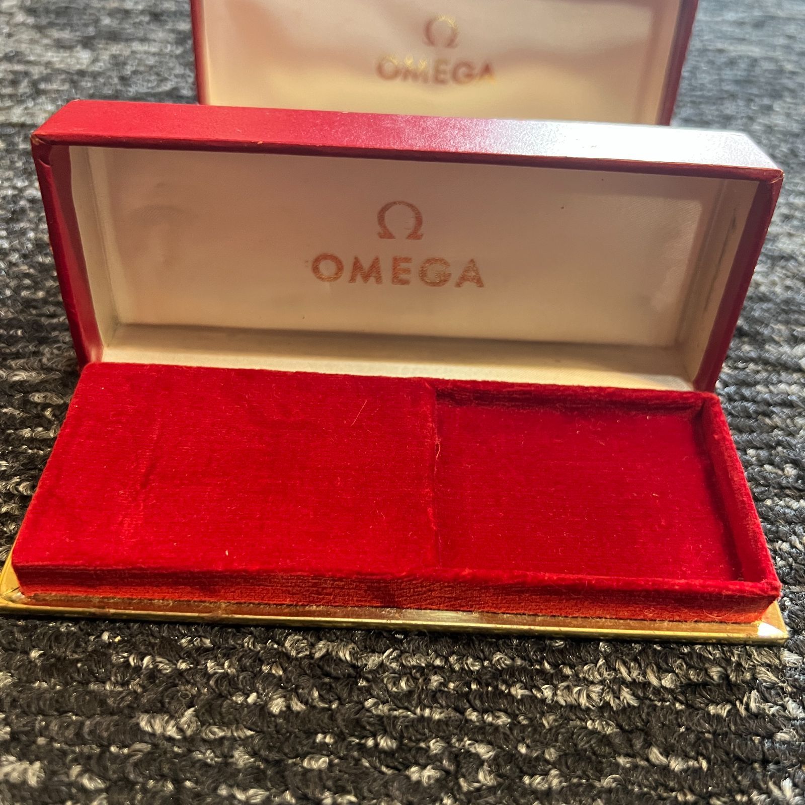 OMEGA オメガ腕時計 ボックス　空箱（外箱・中箱）5個（管理番号07001） OMEGA オメガ腕時計 ボックス 空箱（外箱・中箱）5個（管理番号