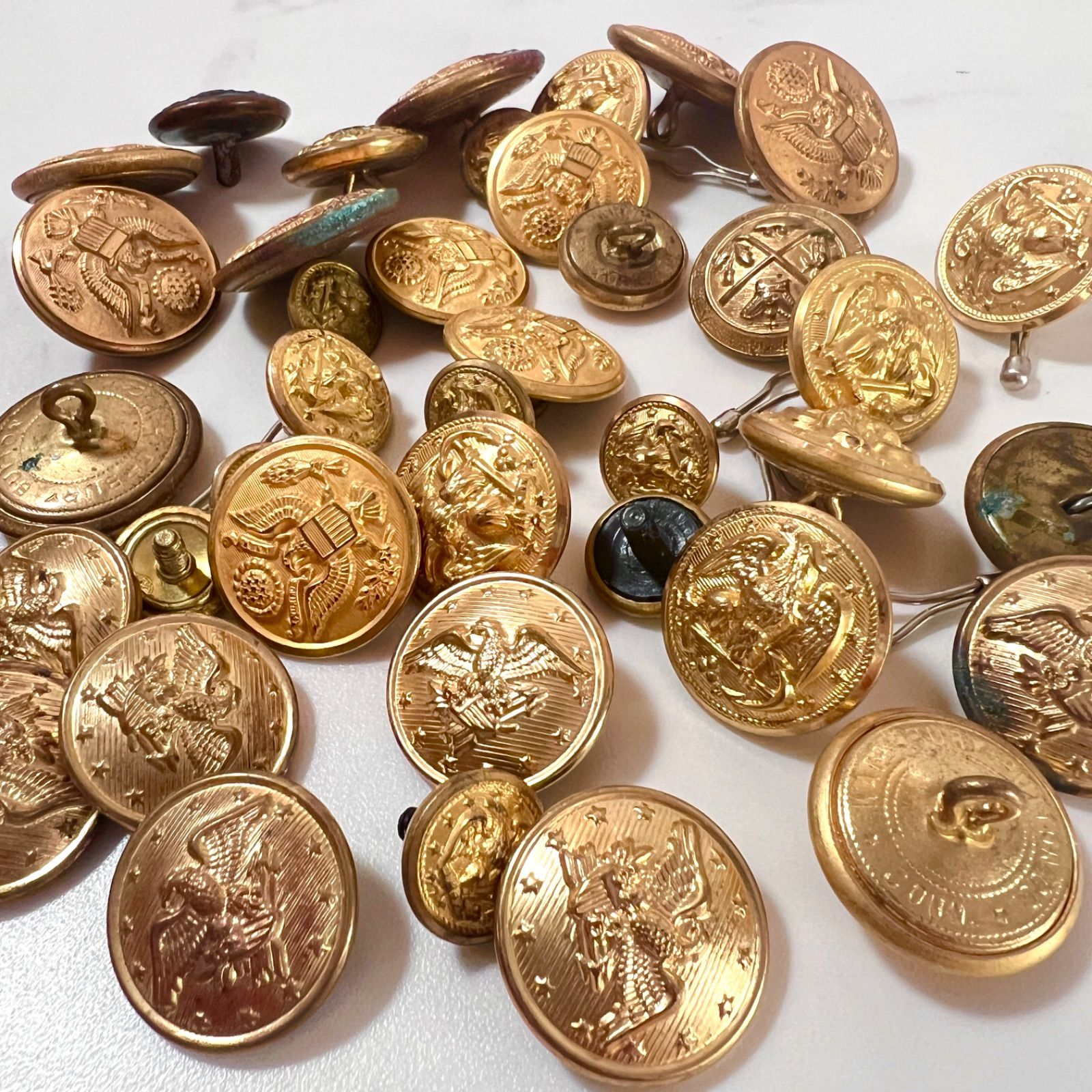 ミリタリーヴィンテージボタン 40個セット 金ボタン ブレザーボタン US 