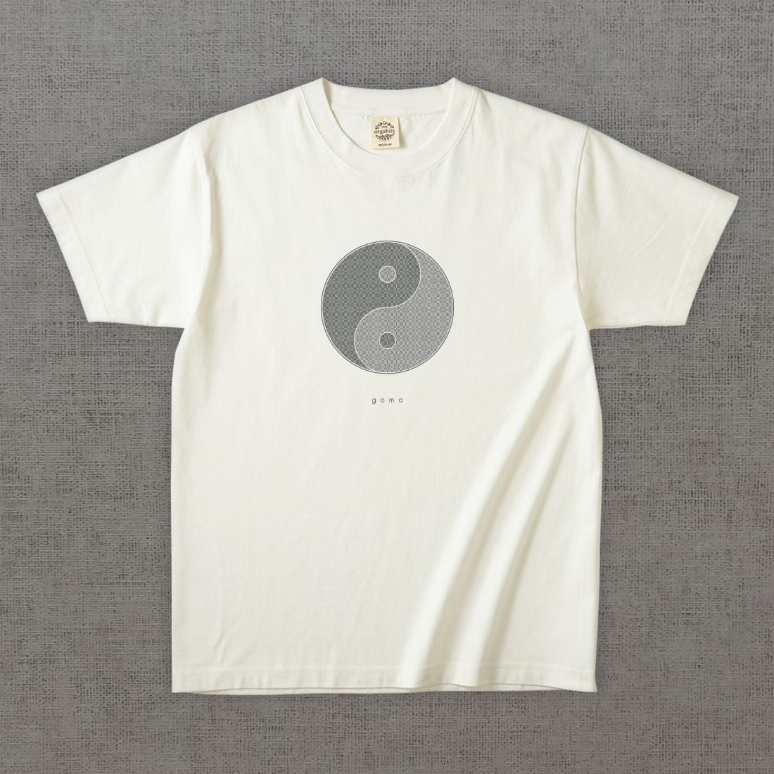 和柄Tシャツ　小紋 胡麻 -墨・円-