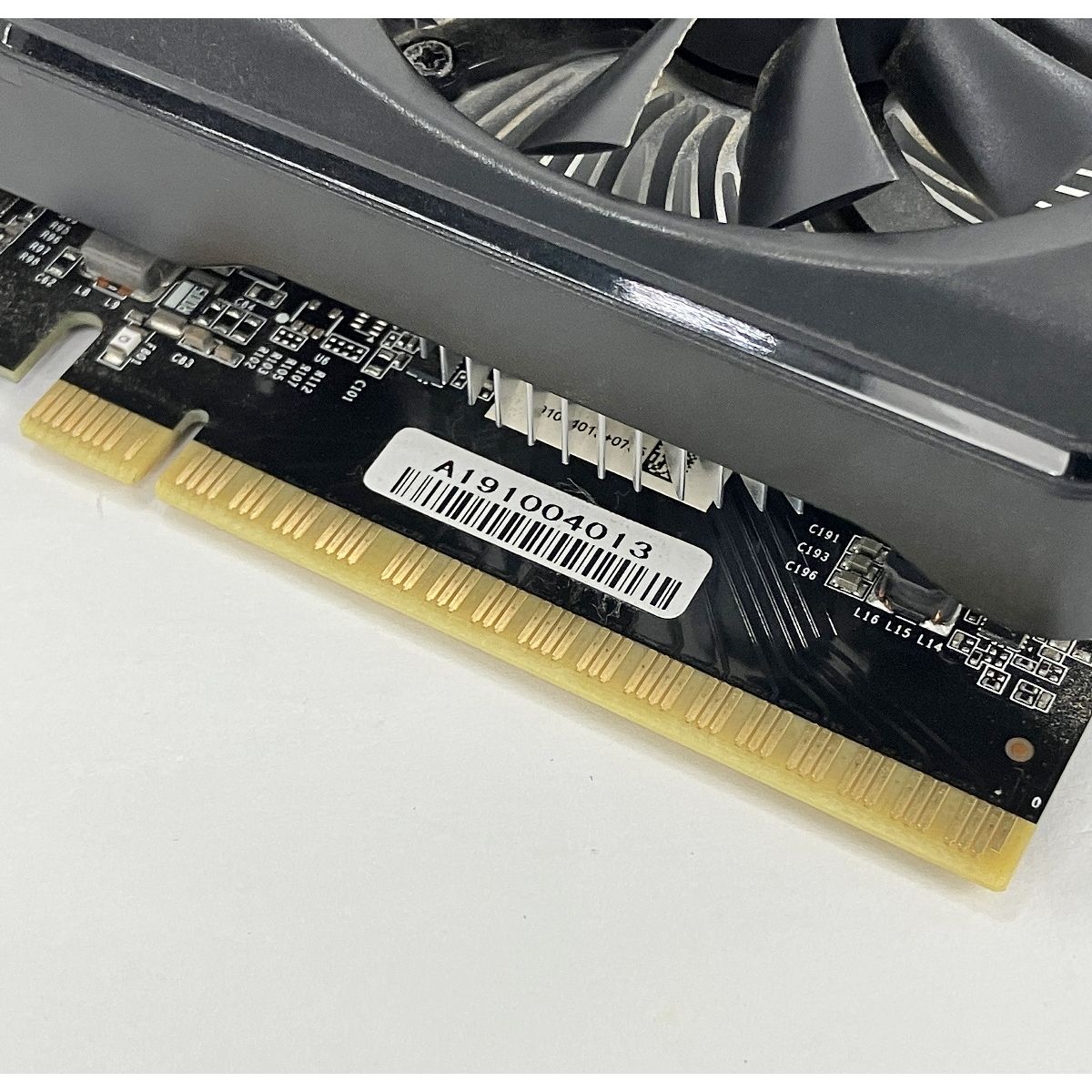 PCパーツ 通電