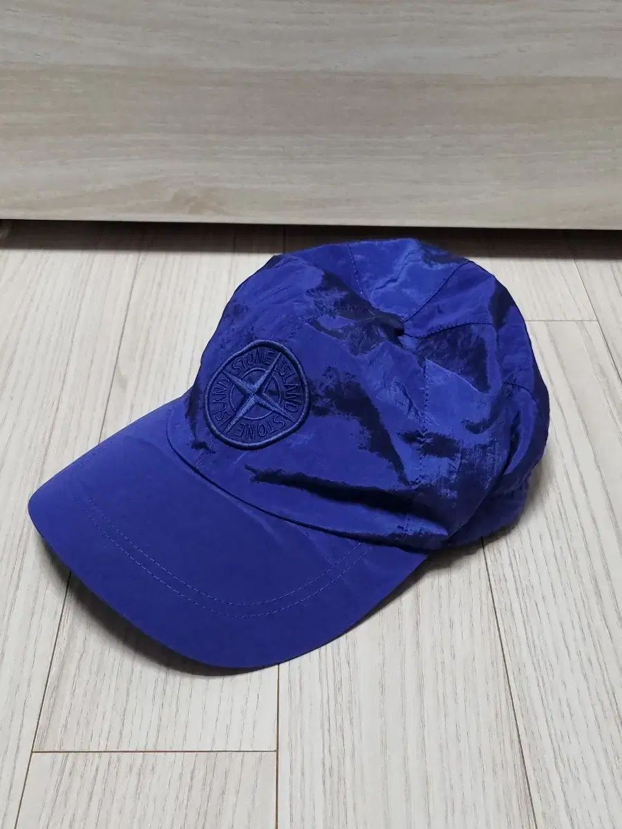 STONE ISLAND(ストーンアイランド) ナイロンメタル ボール
