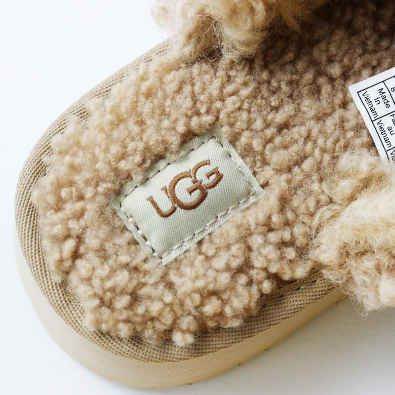 未使用 アグ UGG W Maxi Curly Platform ボア サンダル 25.0cm/サンド
