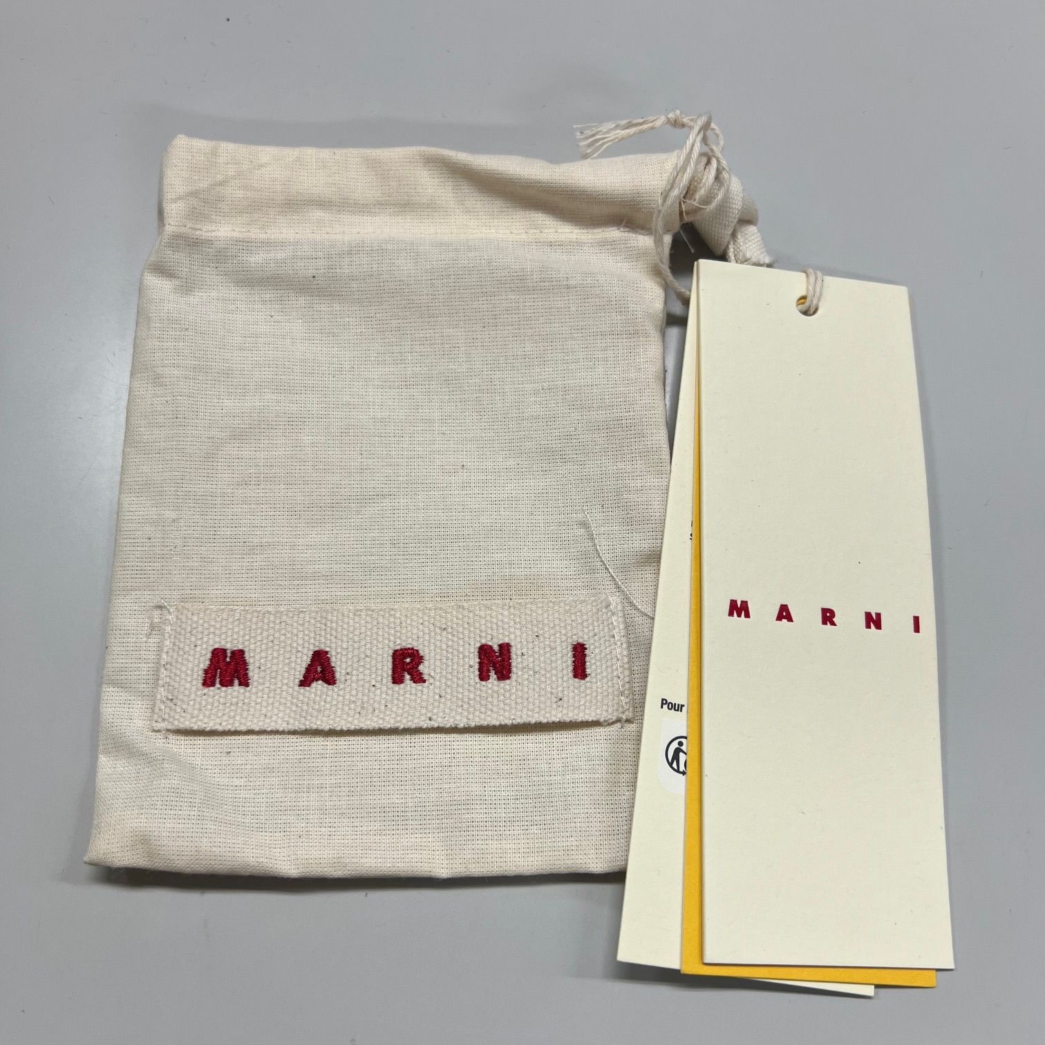 国内発送*MARNI マルニ*レザー製 Envelope カードホルダー☆ 参考上代48400円 未使用品 MARNI 25SS CC HOLDER ロゴ刺繡