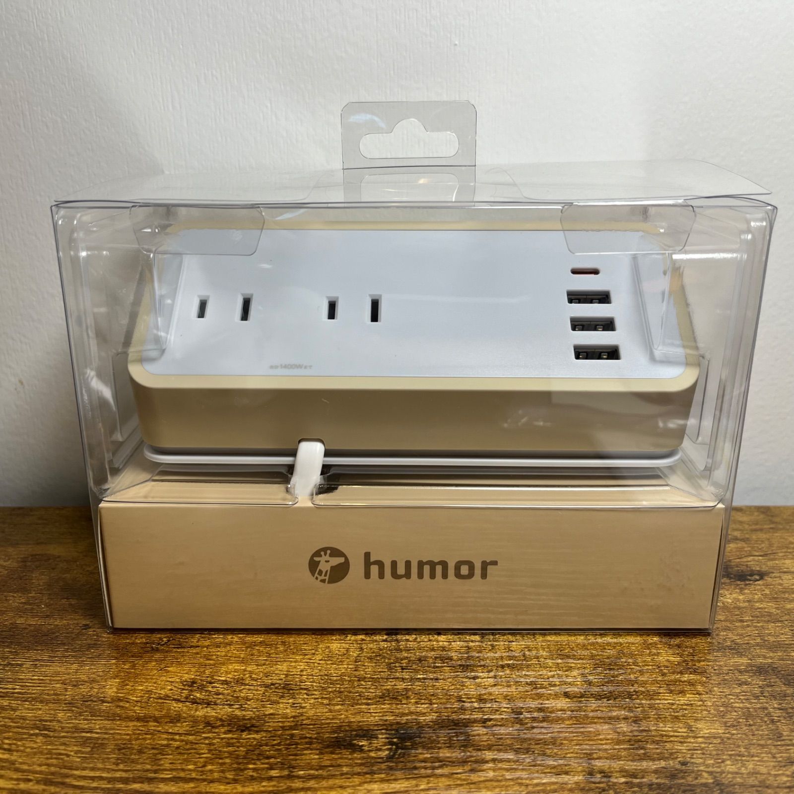 ちいかわ humor AC＆USB TAP - メルカリ