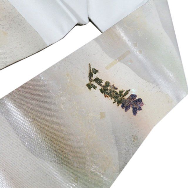 美品★正絹　名古屋帯　花鳥　鳥　花　螺鈿　箔　オフホワイト地に染め　白系　生成り 美品☆正絹 名古屋帯 花鳥 鳥 花 螺鈿 箔 オフホワイト地に染め