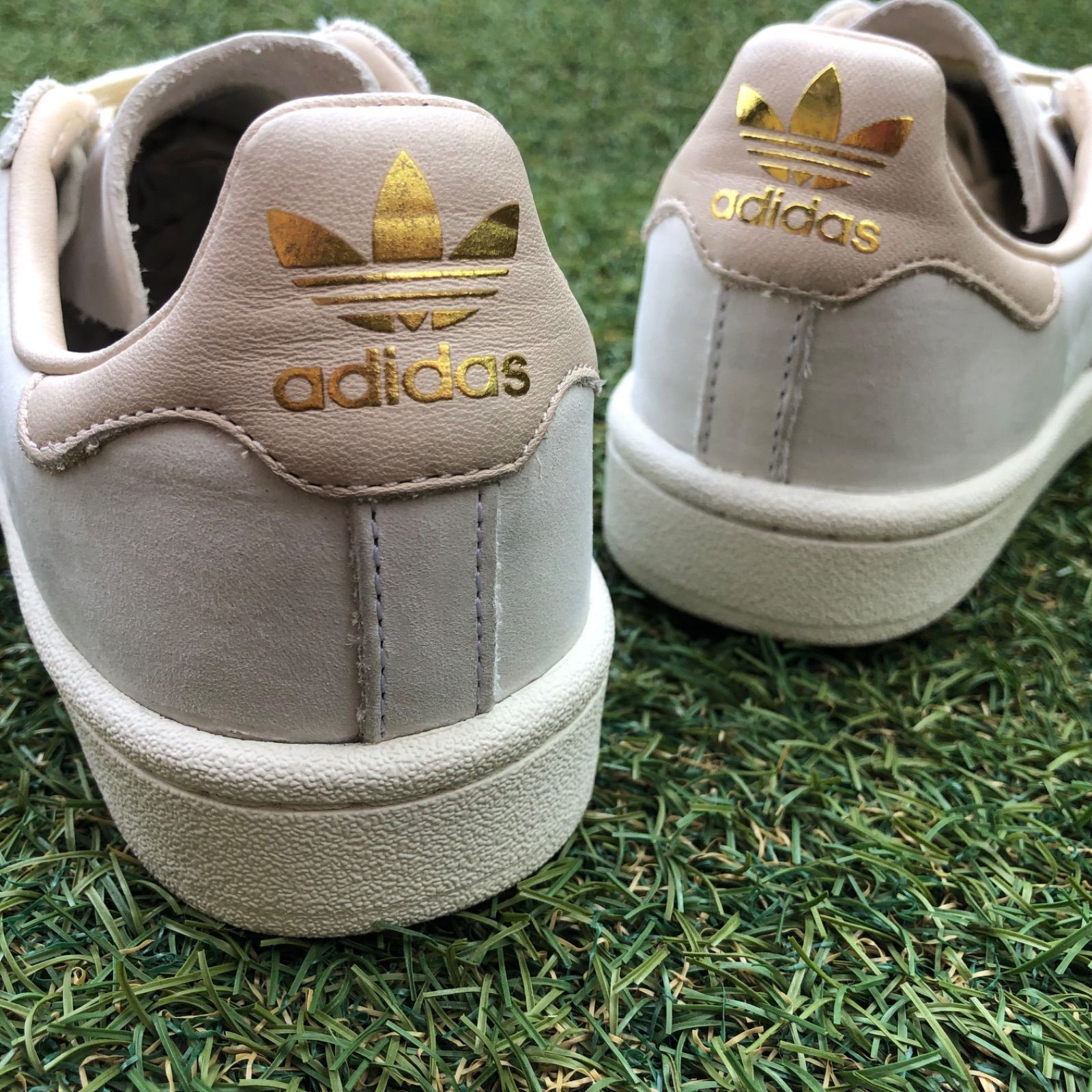 美品23 adidasアディダス×ユナイテッドアローズ キャンパス HW2