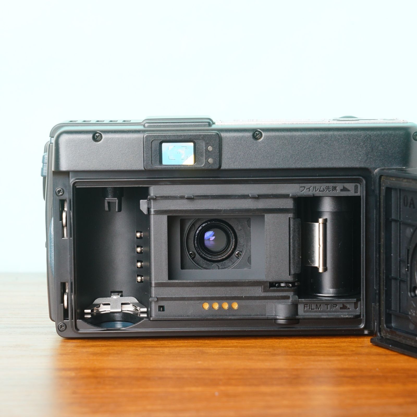 美品] 完動品◎コニカ 現場監督 28 WB ブルー フィルムカメラ #96