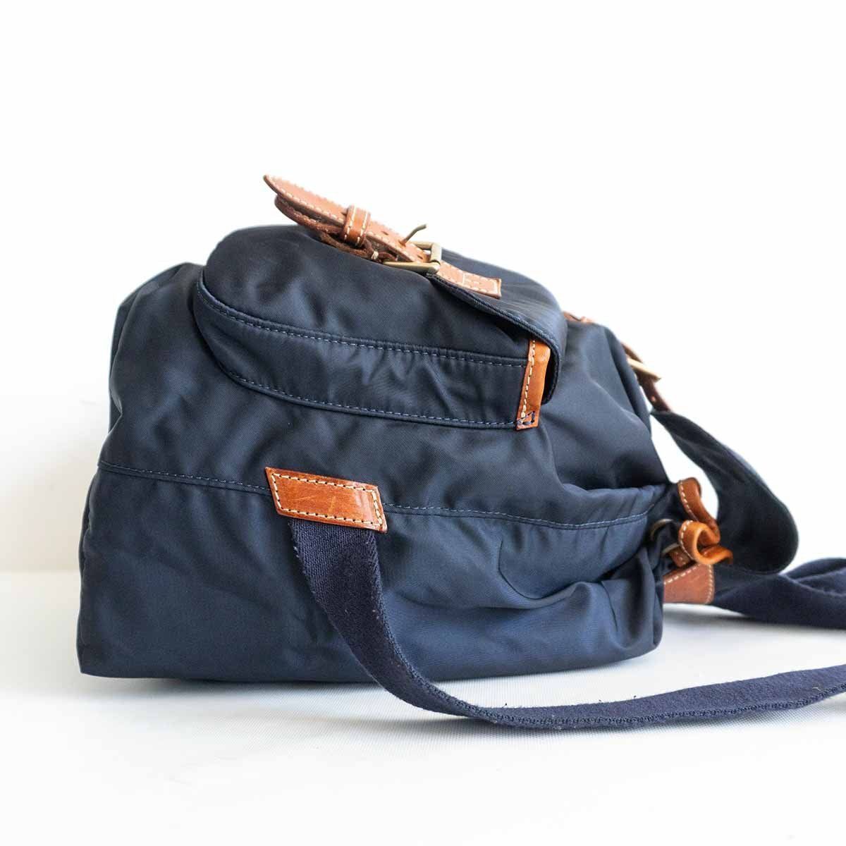 【美品】Felisi（リュック）ネイビー×ブラウン ナイロン× レザー 美品】Felisi（リュック）ネイビー×ブラウン ナイロン× レザー Felisi