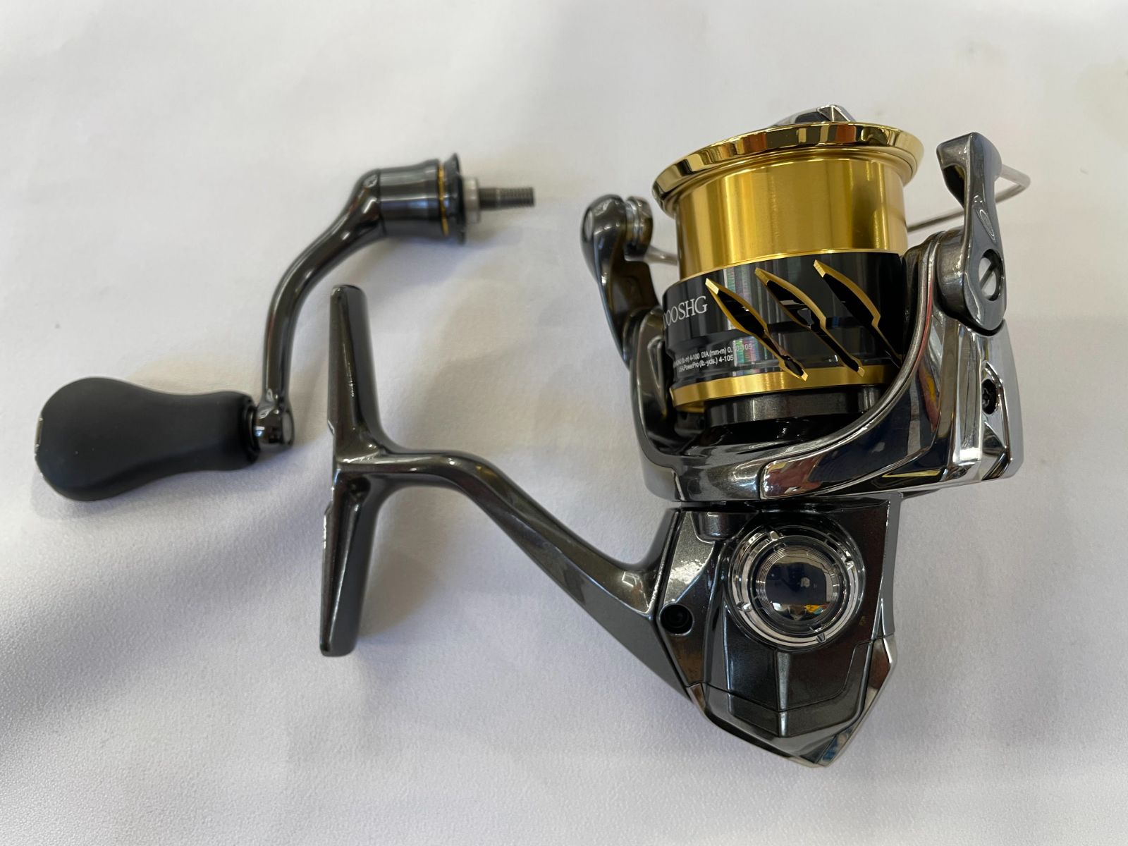 シマノ 24 TWIN POWER 4000XG スピニングリール(値下げ中) シマノ 24 ツインパワー 4000XG TWIN POWER リール スピニング
