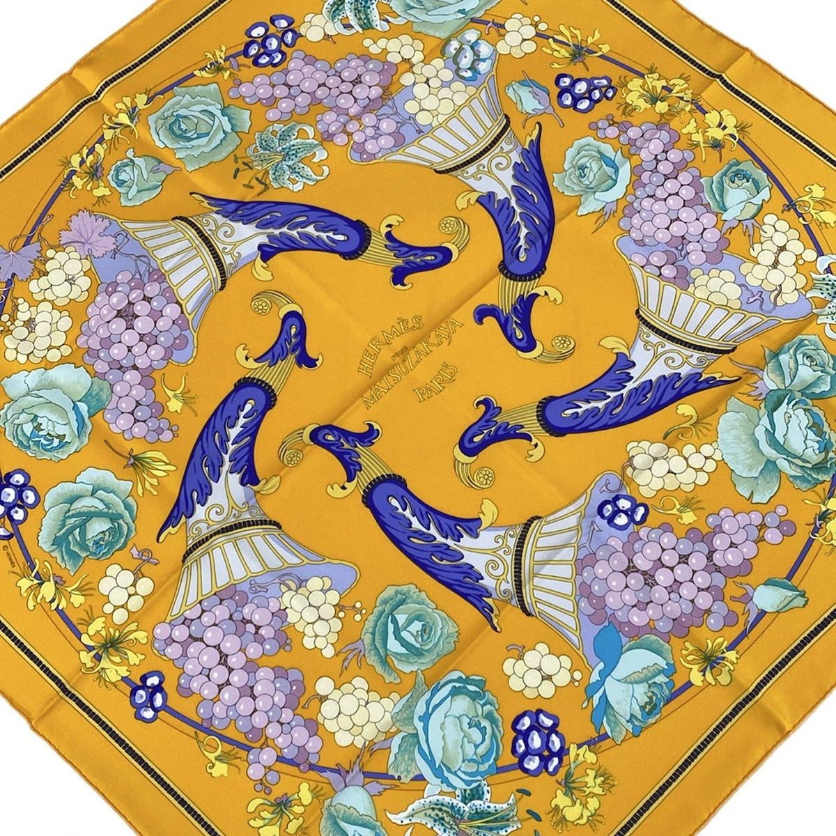 HERMES(エルメス) スカーフ カレ オレンジ×マルチ Hermes pour